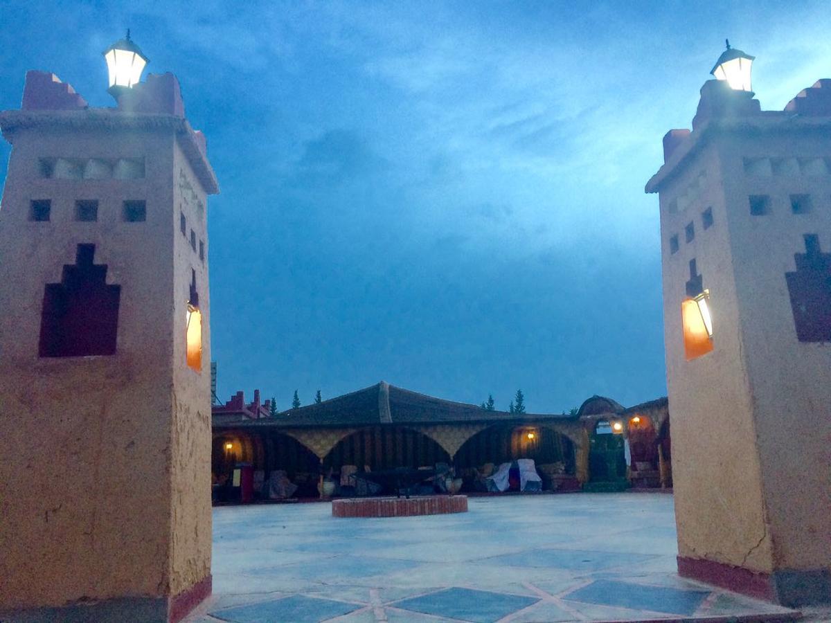 Dar Alfourssane Ferme D'Hote Ouarzazate Exterior foto